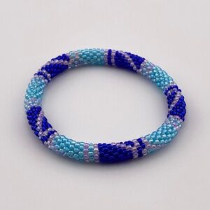 ($7) Blue Seed Bead Crochet Bracelet